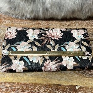 NWOT Steve Madden Floral Wallet Wristlet